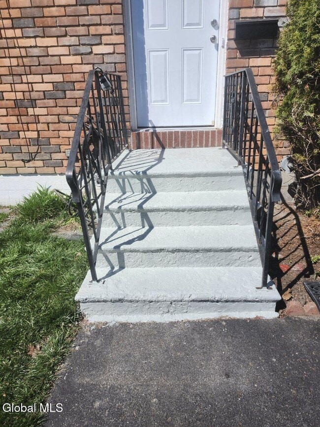 Photo - 285 Mt Hope Dr