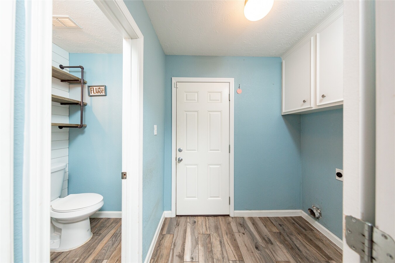 Photo - 11003 Kirkmead Dr