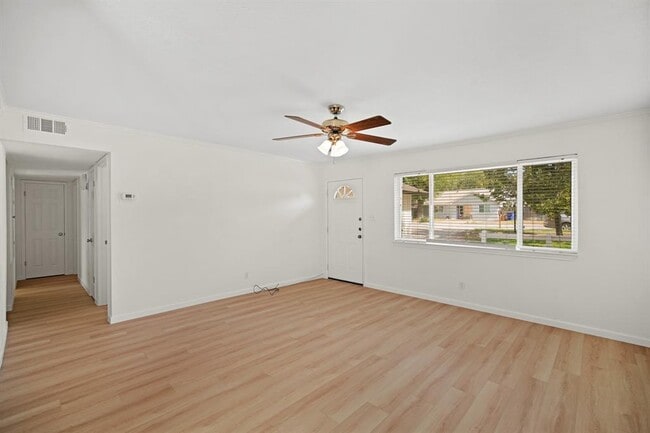 Photo - 6702 Boleynwood Dr