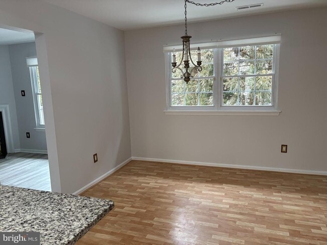 Photo - 1505 Potters Pl