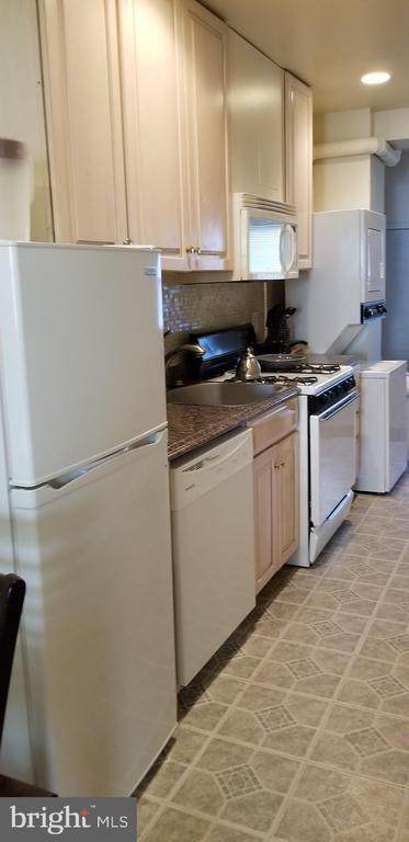 Photo - 2821 7th St NE