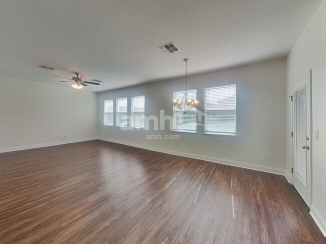 Photo - 1353 Mount Logan Dr