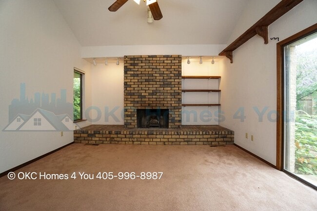 5915 Fox Run Way