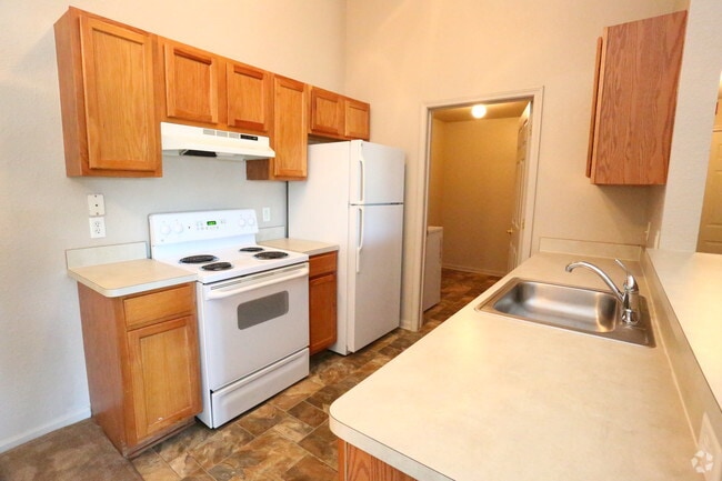 3 BR, 2 BA - 1210 SF