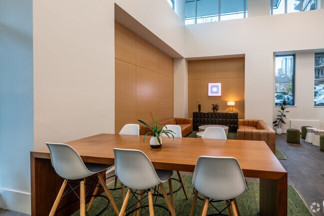 Photo - 1188 Bidwell St