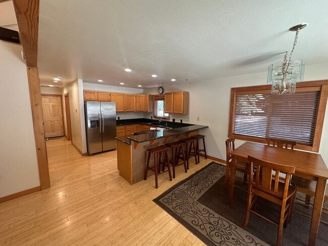 Photo - Three Bed, Two Bath Home In Prosser With Two Car Garage