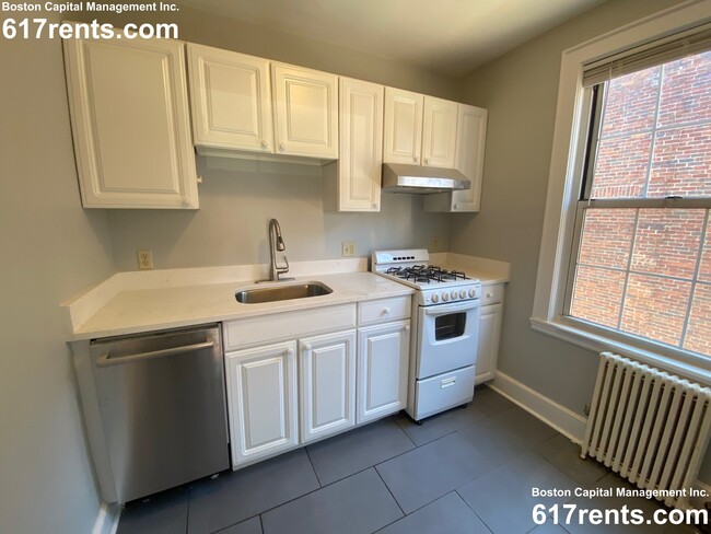 Photo - 346 Harvard St Townhome