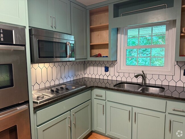 Building Photo - Charming 3BR Duplex in Marietta Rental