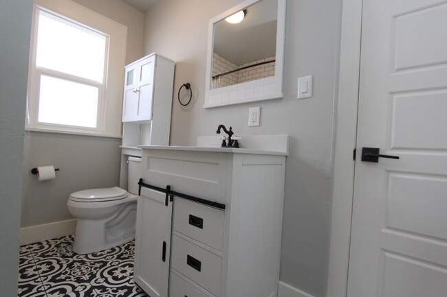 Photo - 1316 13th Ave