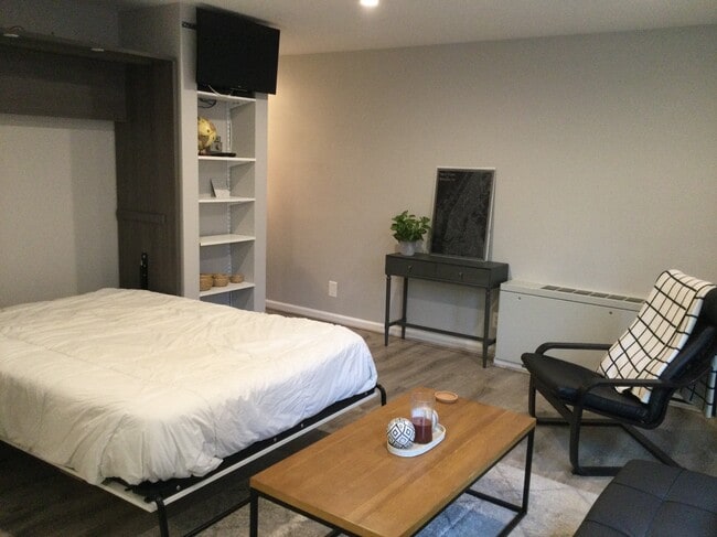 Photo - 1601 18th St NW Unidad 210