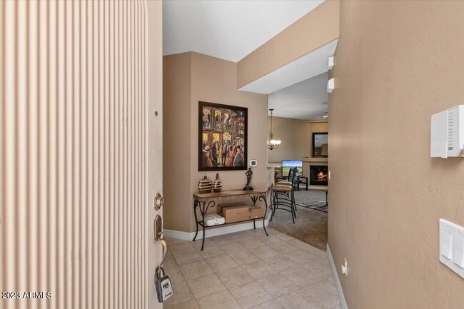 Building Photo - 3800 S Cantabria Cir Rental