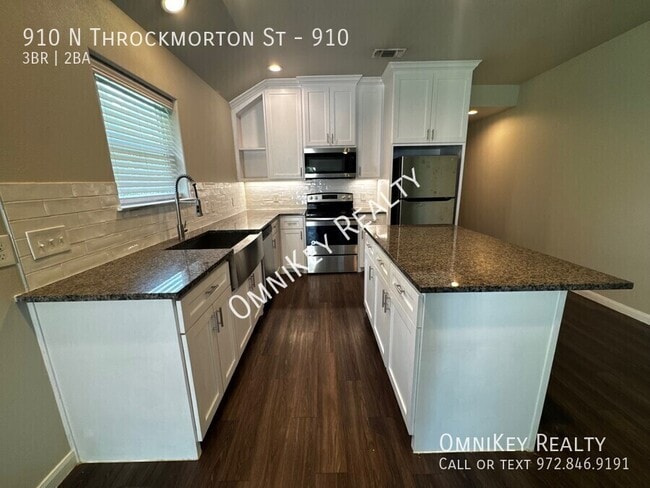 Building Photo - 910-914 N Throckmorton St Unit 910 Rental