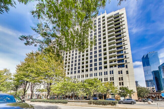 Photo - 1255 S State St