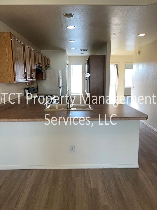 Photo - Two Bedroom Condo in Mesa!