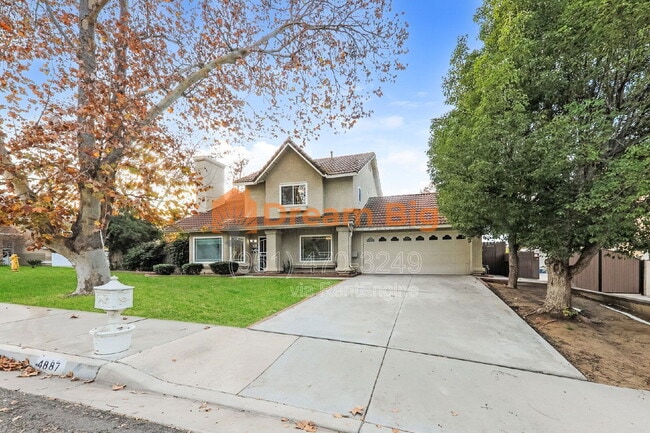 Photo - 4887 Mt Rainier St