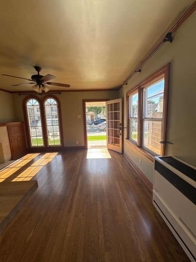 Photo - MUST SEE!! Unit 550