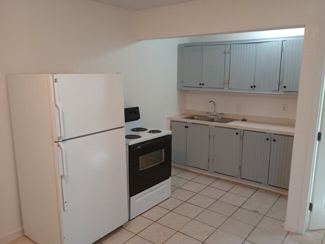 Photo - N Jefferson St