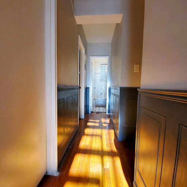 Photo - 2710 Parsons Blvd Unit 1
