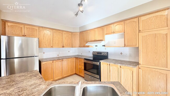 Photo - 292 Goldridge Dr