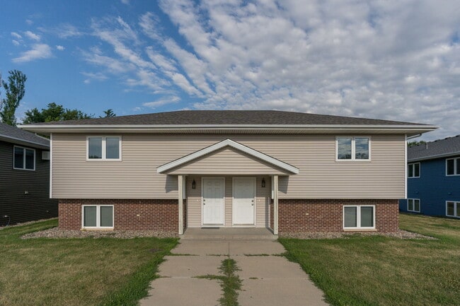 Photo - 119 Balcerzak Dr