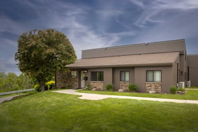 Indian Ridge Luxury Apartments - Indian Ridge Luxury Apartments