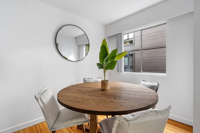 Photo - 2225 W 8th Ave Unit ID1051837P