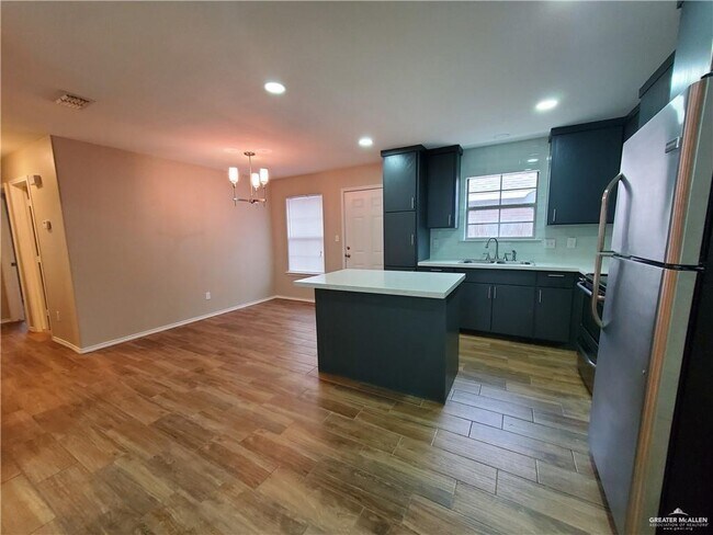 13 Tampa St Unit 1