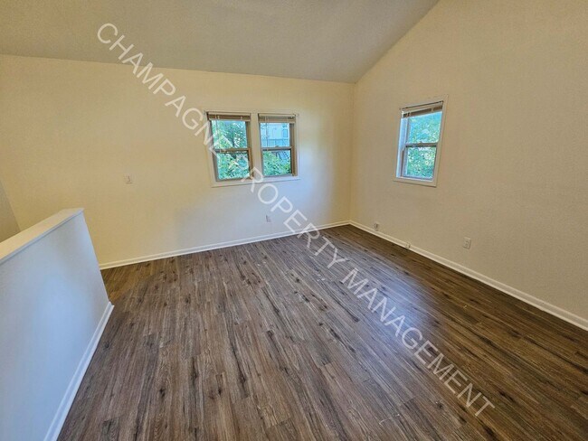 8104 McGee St Unidad 1