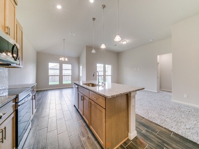 Photo - 205 STAG Way