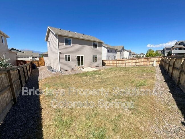 6523 Lamine Dr