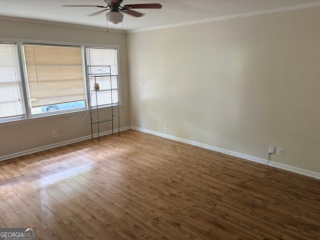 Photo - 407 Fayetteville Rd