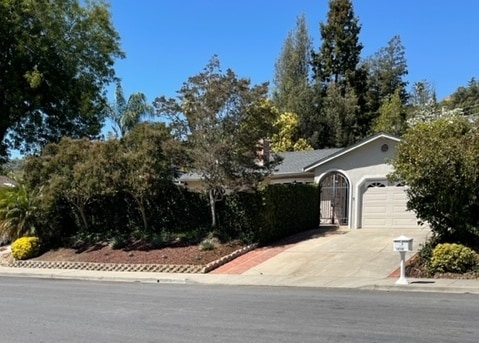 Building Photo - 10736 Porter Ln