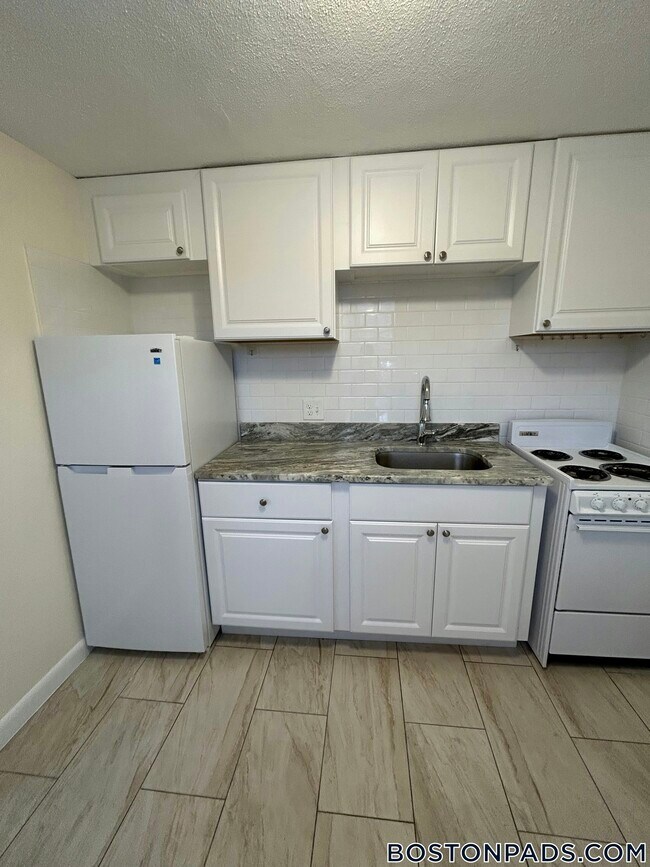 Photo - 180 N Beacon St Unit 11