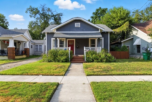 Photo - 629 Delmar St