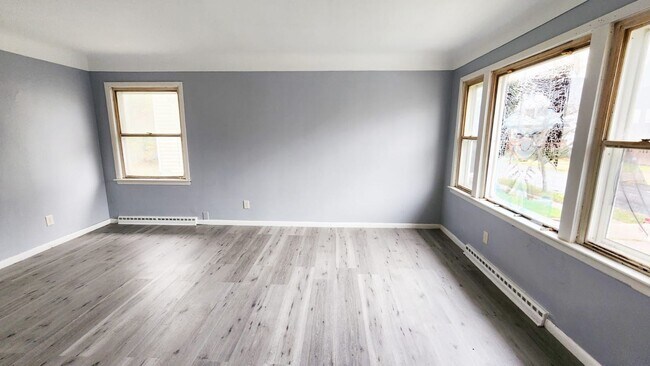 Photo - Rent ready!