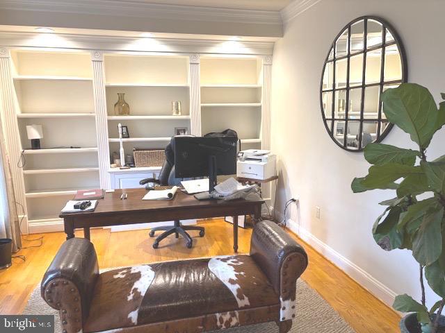 Building Photo - 5924 Chesterbrook Rd