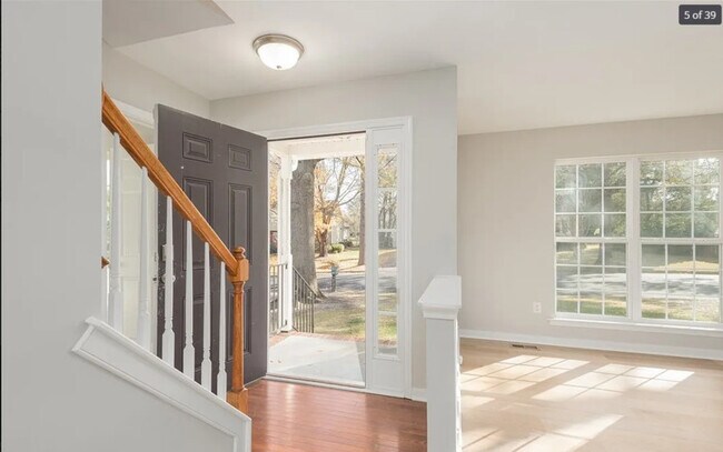 Photo - 6339 Barrister Rd