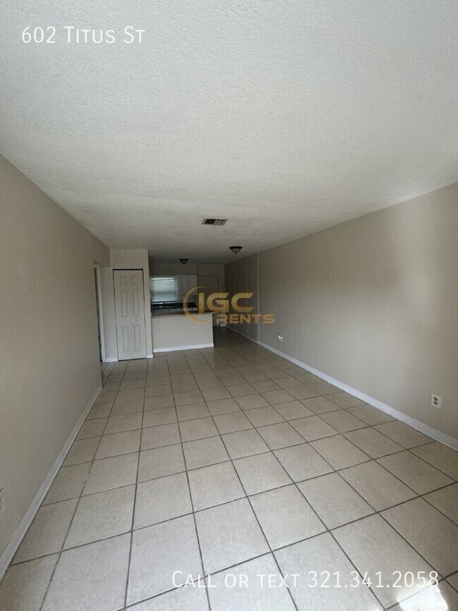 Photo - 602 Titus St