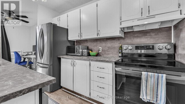 Photo - 1105 Jalna Blvd Unit 1010