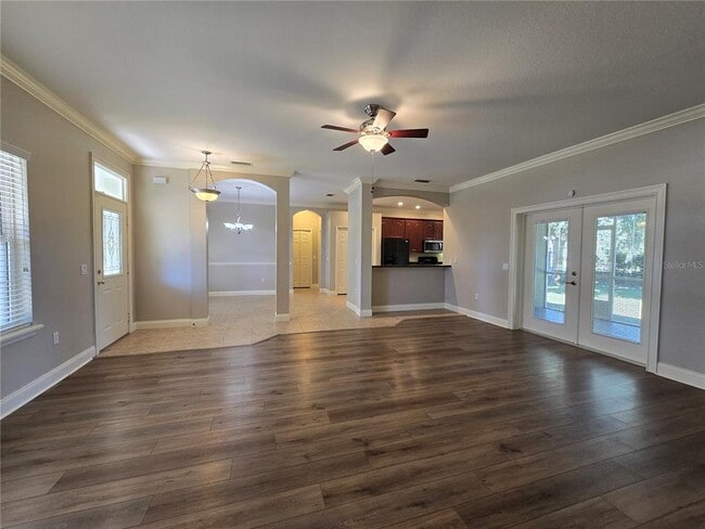 Photo - 1720 Saddlewood Dr