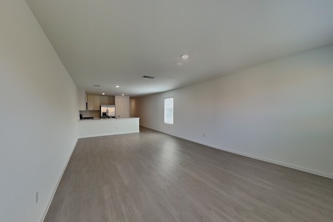Photo - 3105 Lynmar Ln