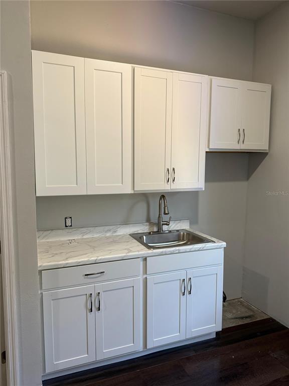 Photo - 1532 Reade Cir