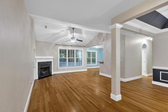 Photo - Great location between Wilmington and Jack...