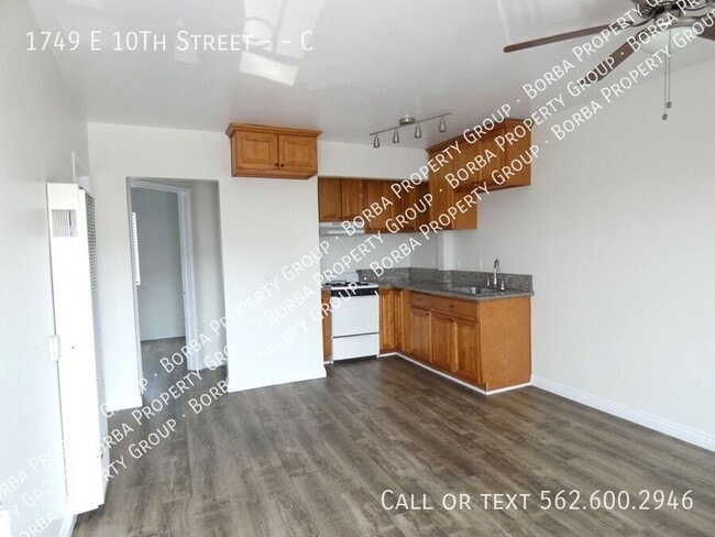 Building Photo - 1749 E 10th St Unit C Rental