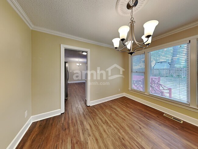 Photo - 4700 Forest Highland Dr