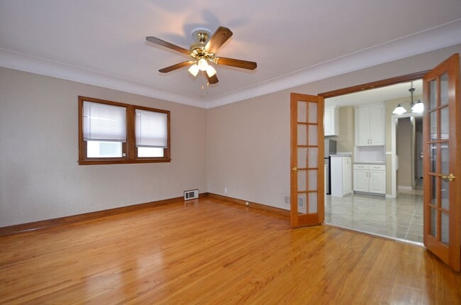 Photo - 4329-4331 Thomas ave N Unit 4329 Thomas Ave N