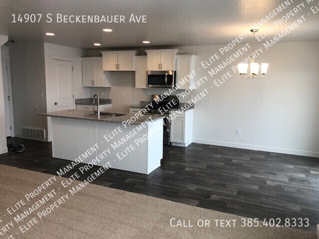 Photo - 14907 Beckenbauer Ave