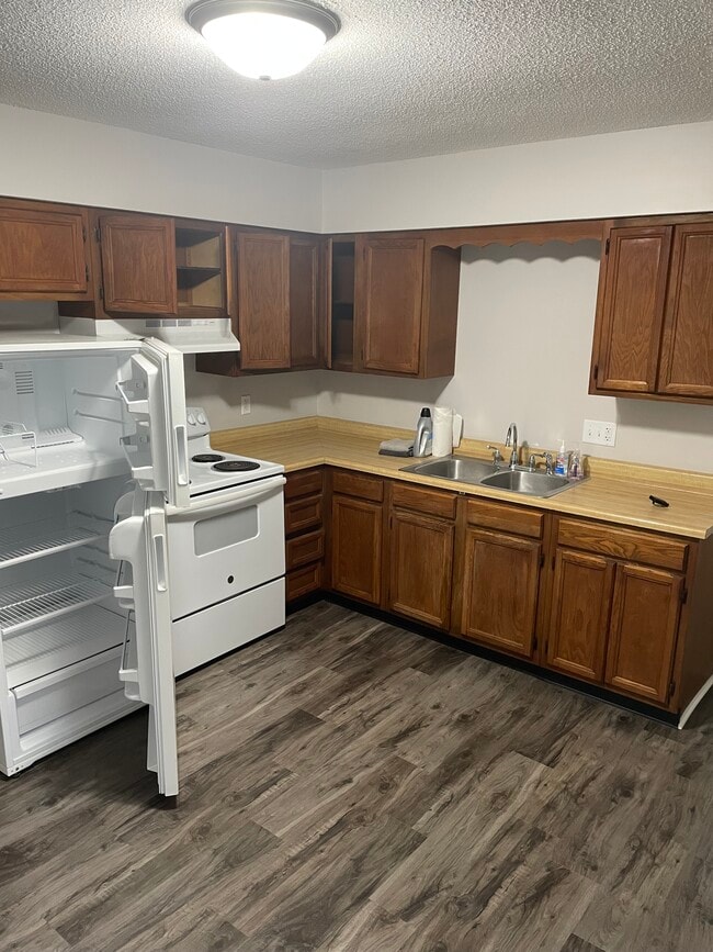 Photo - 714 Park Ave Unidad 716