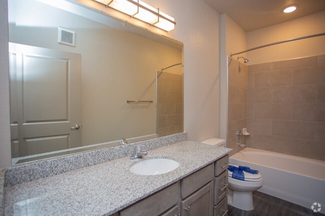 A1 1HAB x 1BA 656 ft² - Dominion at Mercer Crossing