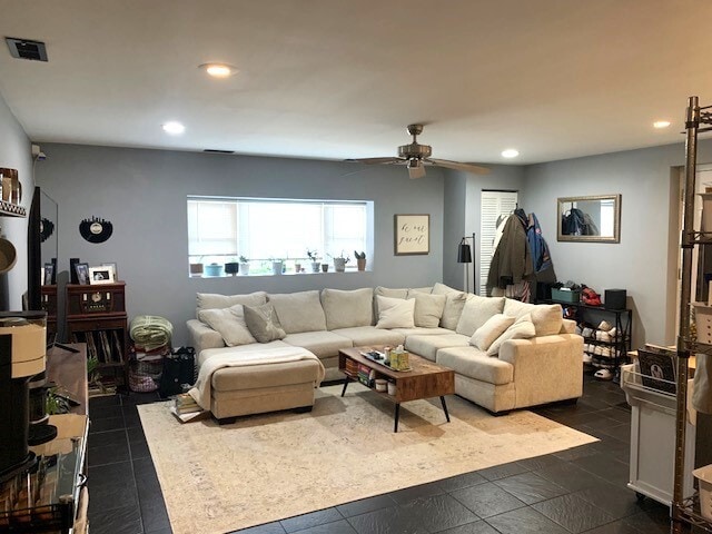 Photo - 1327 W Walton St